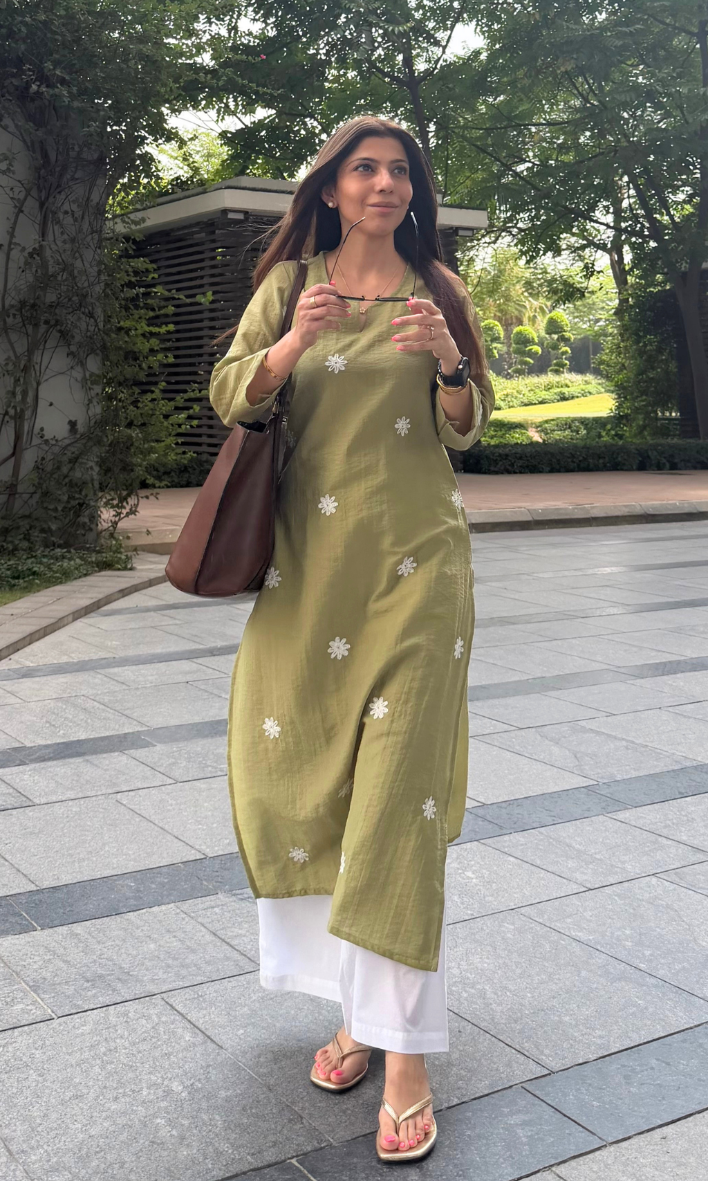Olive Flower Embroidered Kurta