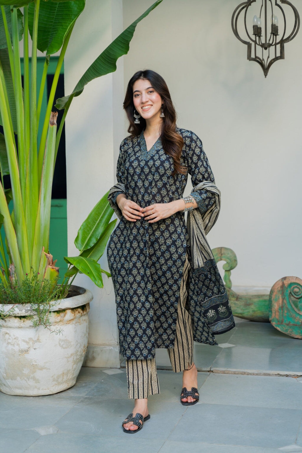 Mahira cotton straight suit set