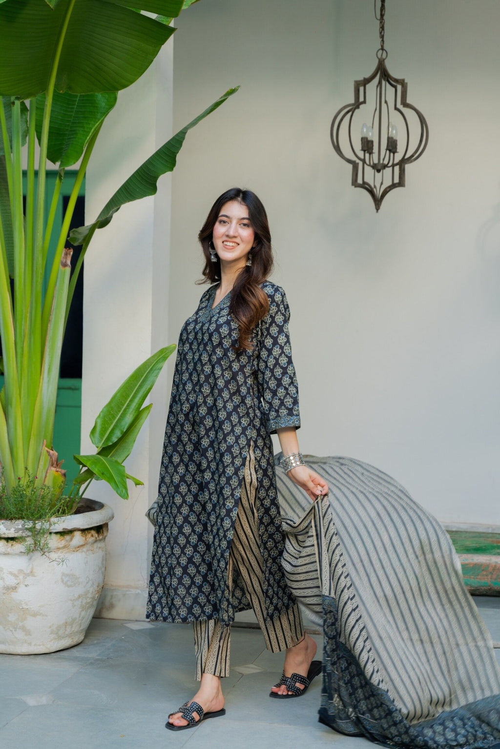 Mahira cotton straight suit set