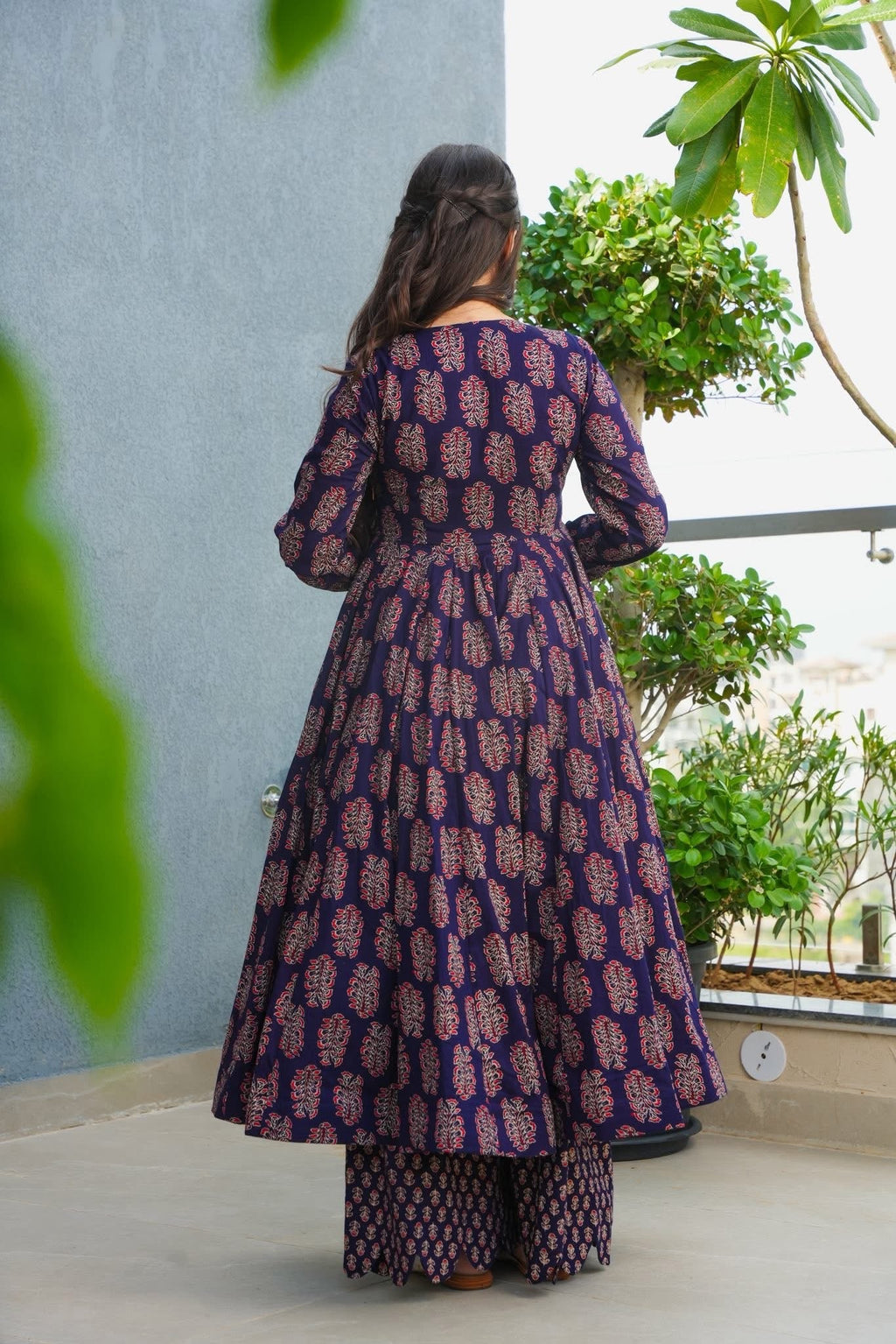Neelakshi Bloom Cotton Kurta Set