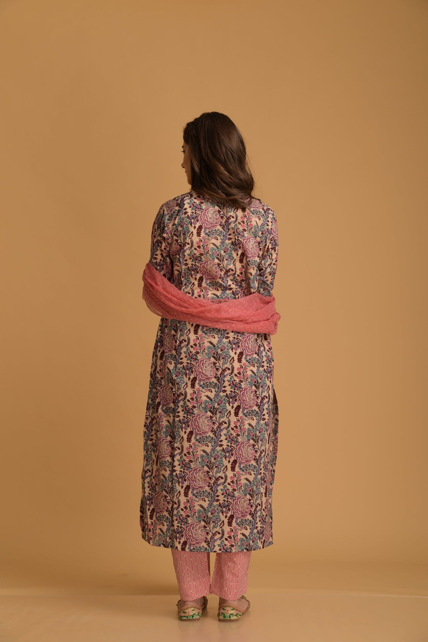 Zeenat Phool Suit Set