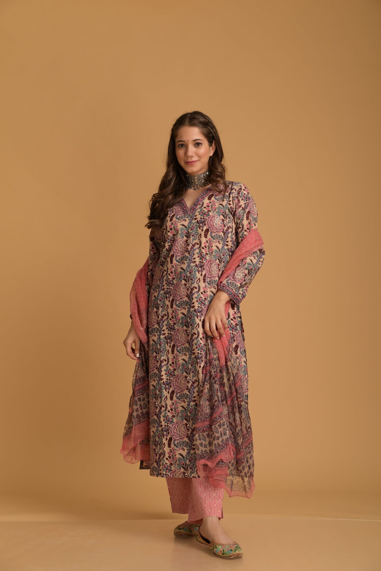 Zeenat Phool Suit Set