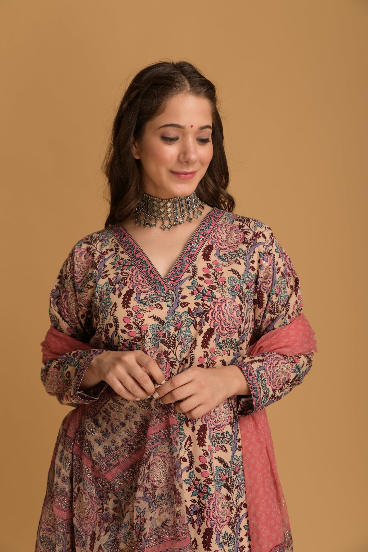 Zeenat Phool Suit Set
