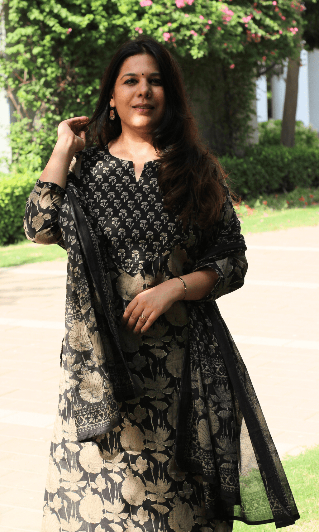 Cotton Black & Grey floral Printed Suit with Cotton Dupatta