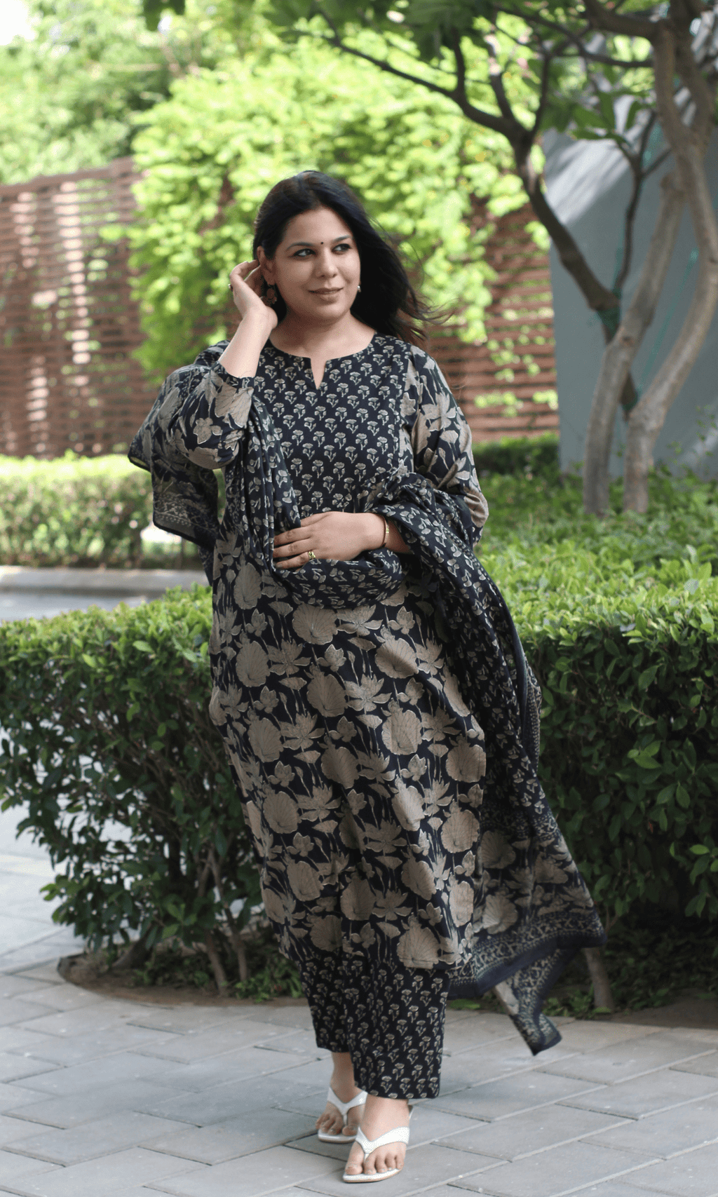 Cotton Black & Grey floral Printed Suit with Cotton Dupatta