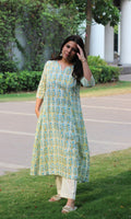 Cotton Gradient Lemon and Blue Kali Kurta
