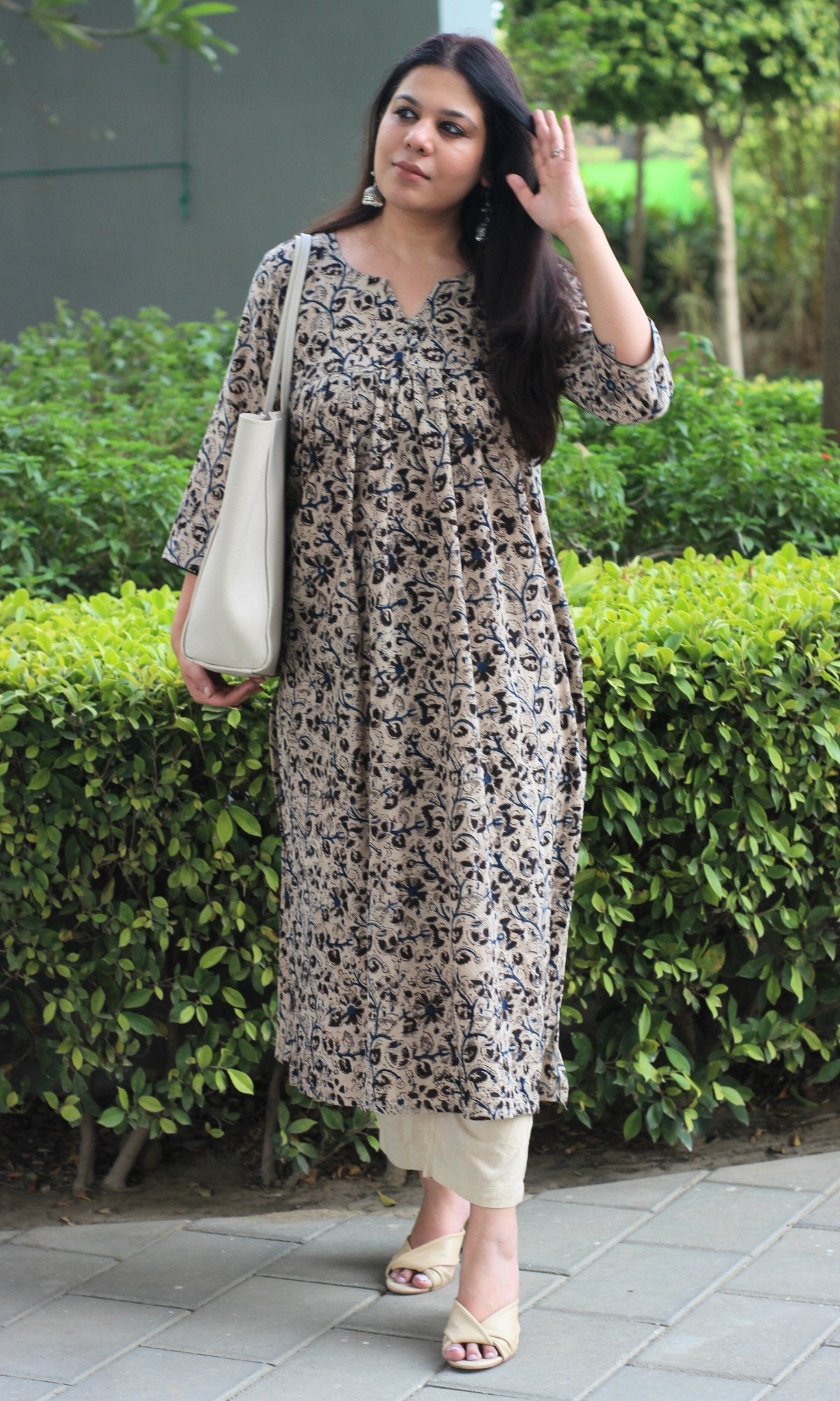 Cotton Handblock Kalamkari Beige & Blue Pleated Kurta