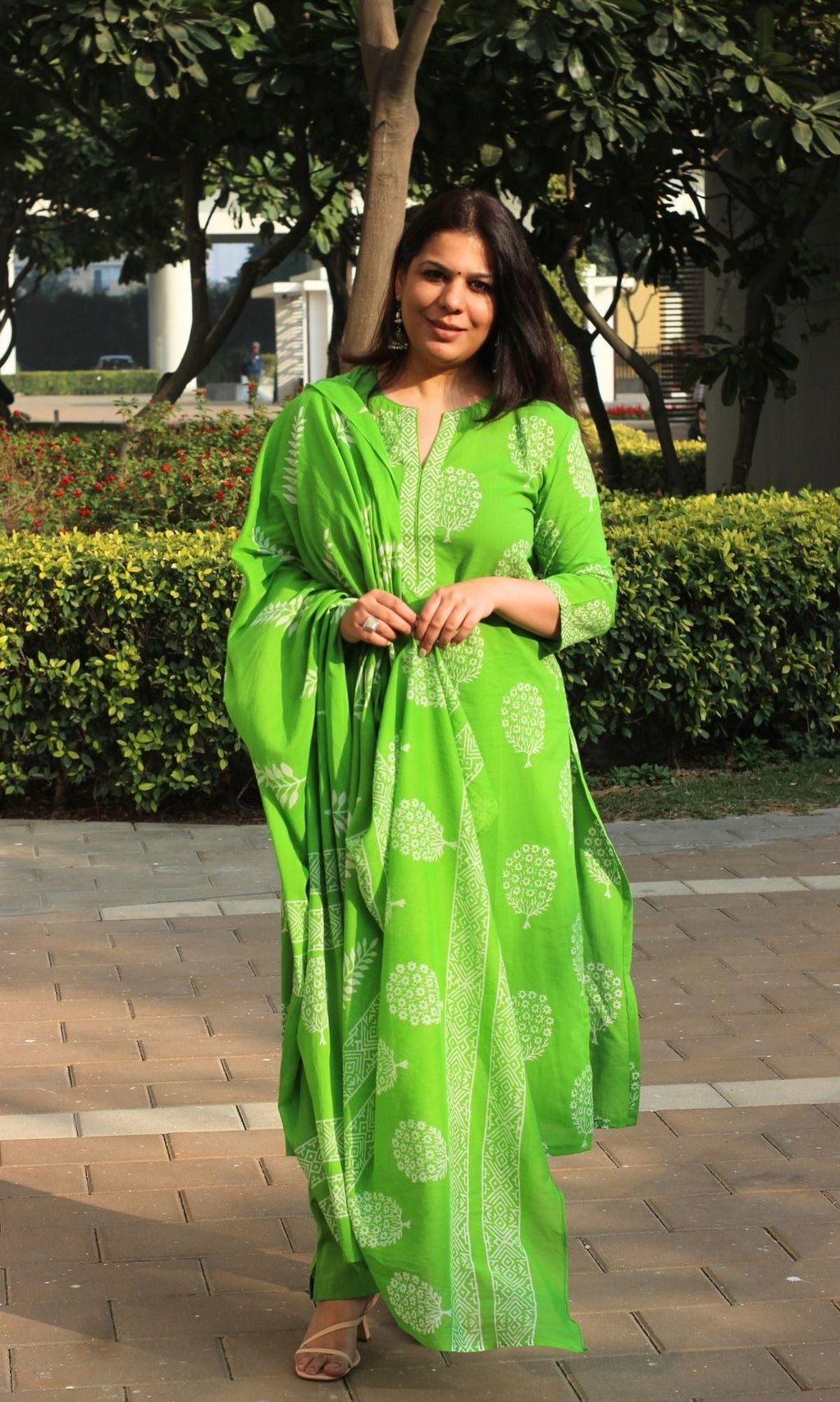 Cotton Handblock Parrot Green Oval Tree Suit with Mul Cotton Printed Dupatta