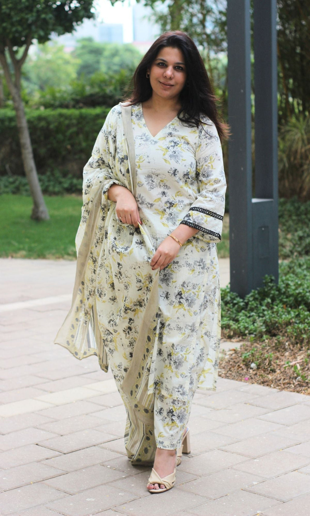 Cotton Off White Bloom Story Bell Sleeves Suit Set with Cotton Dupatta