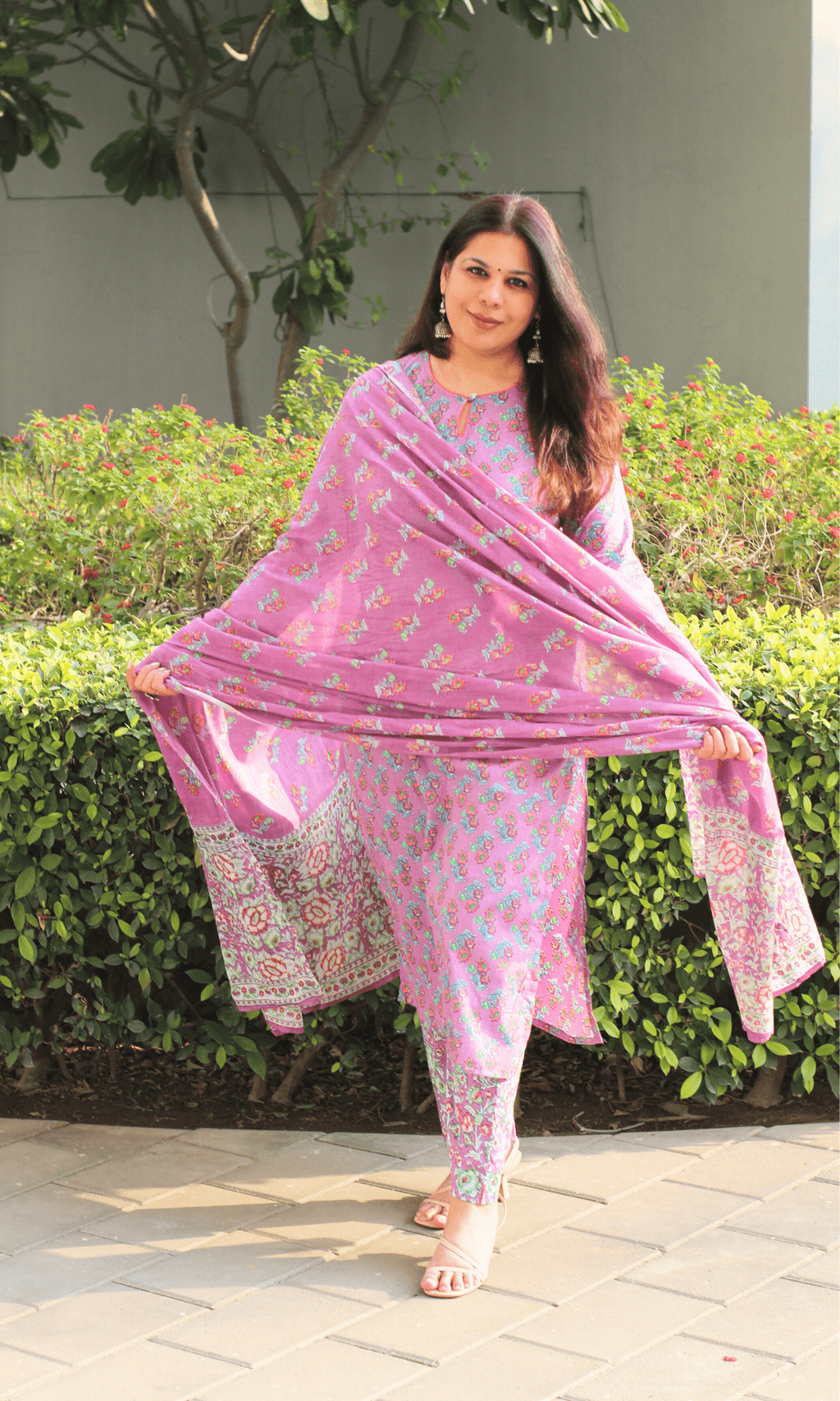 Cotton Onion Pink Booti Print Suit With Cotton Printed Dupatta