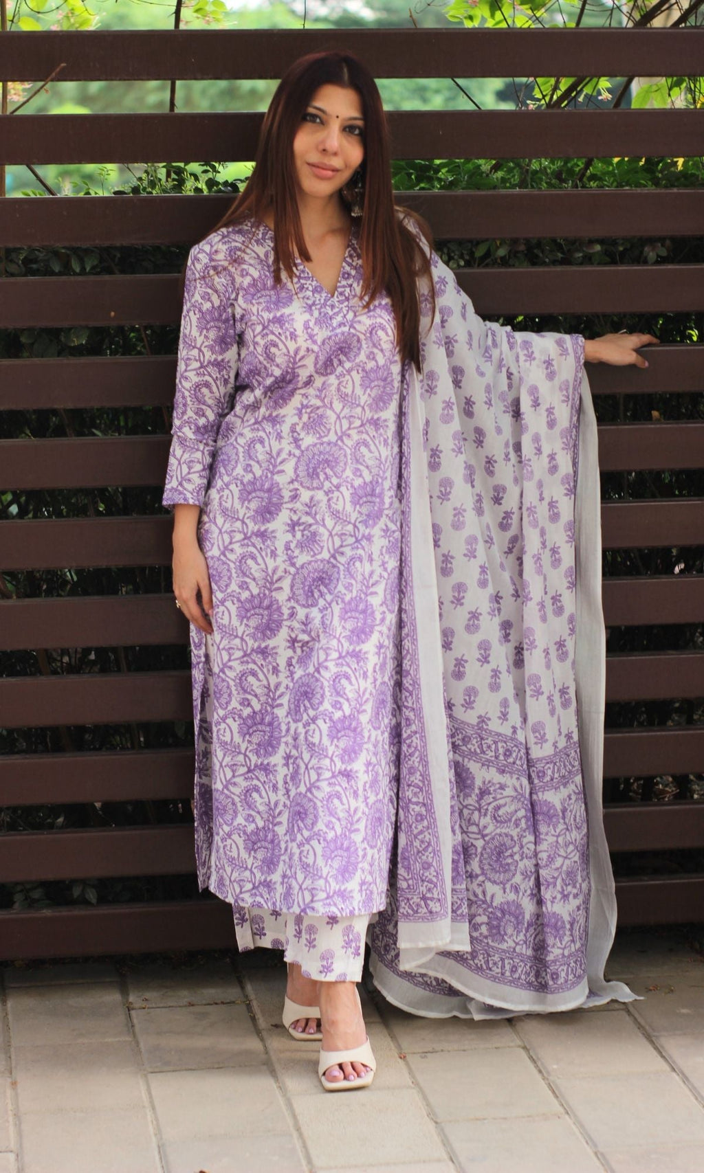 Cotton Sanganeri White & Purple Suit Set with Printed Cotton Dupatta