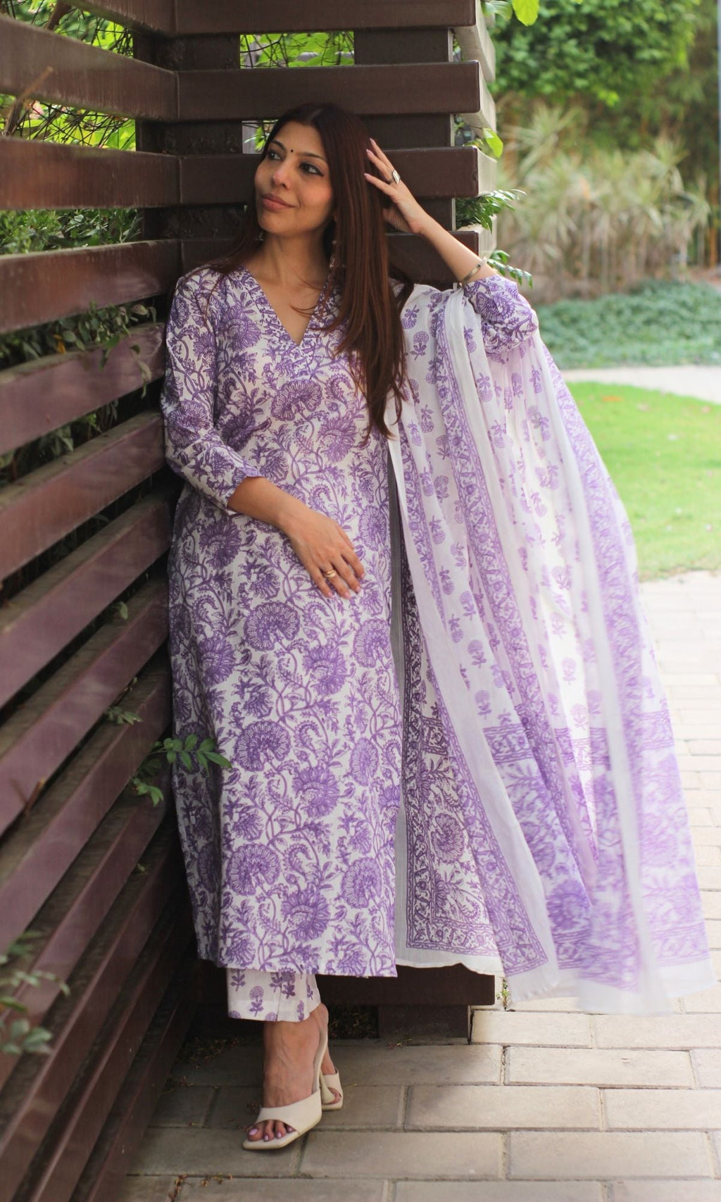 Cotton Sanganeri White & Purple Suit Set with Printed Cotton Dupatta
