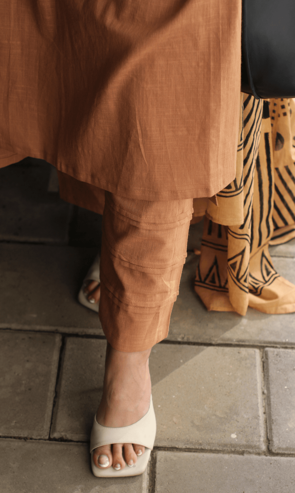 Cotton Slub Latte Brown Suit with Mul Line-wave Dupatta