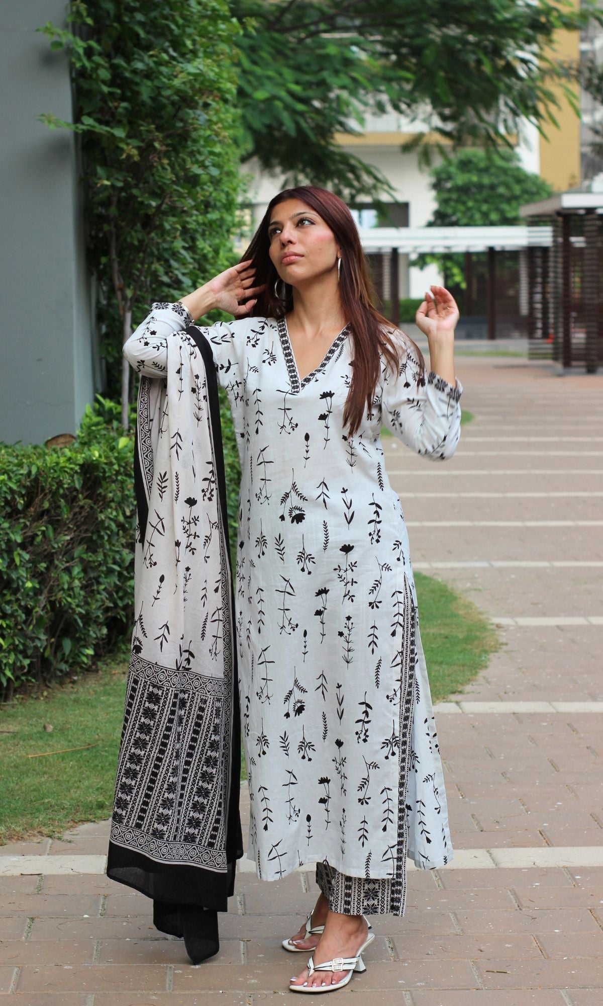 Cotton White & Black Leaf Petals Suit Set with Mul Printed Dupatta