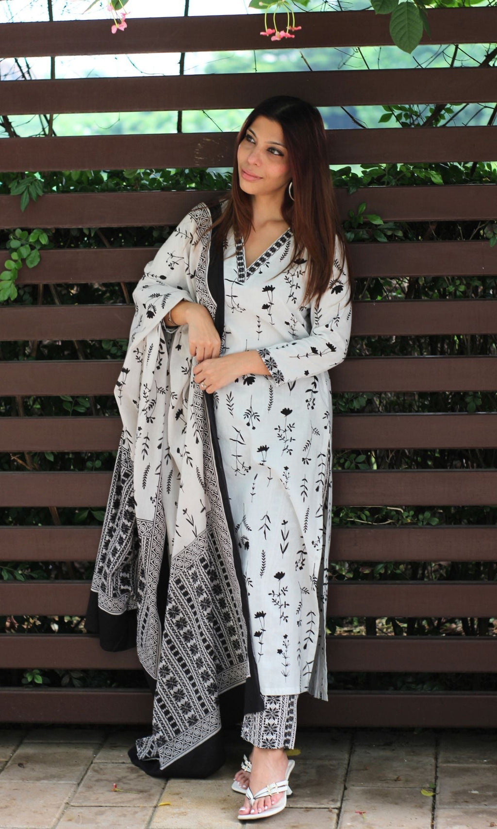 Cotton White & Black Leaf Petals Suit Set with Mul Printed Dupatta