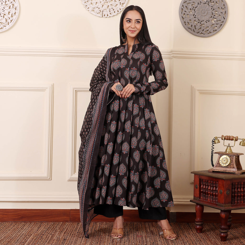 Namira Cotton Set