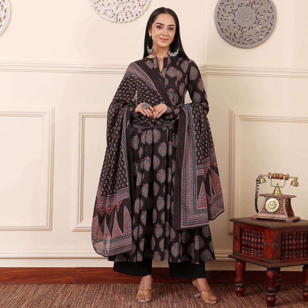 Namira Cotton Set