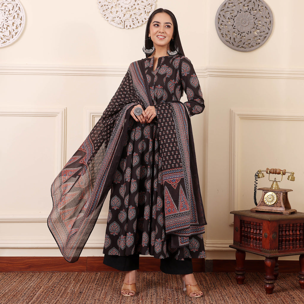 Namira Cotton Set