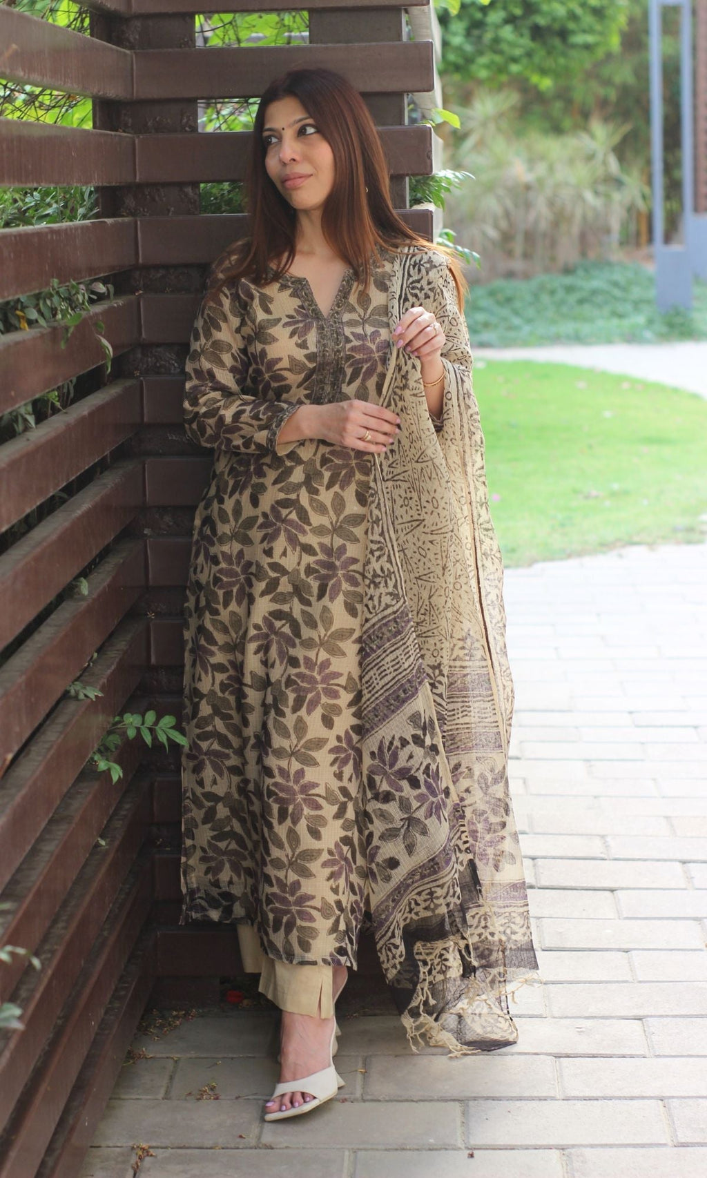 Kota Doria Kalamkari Beige & Purple Kurta and Dupatta with Cotton Pants