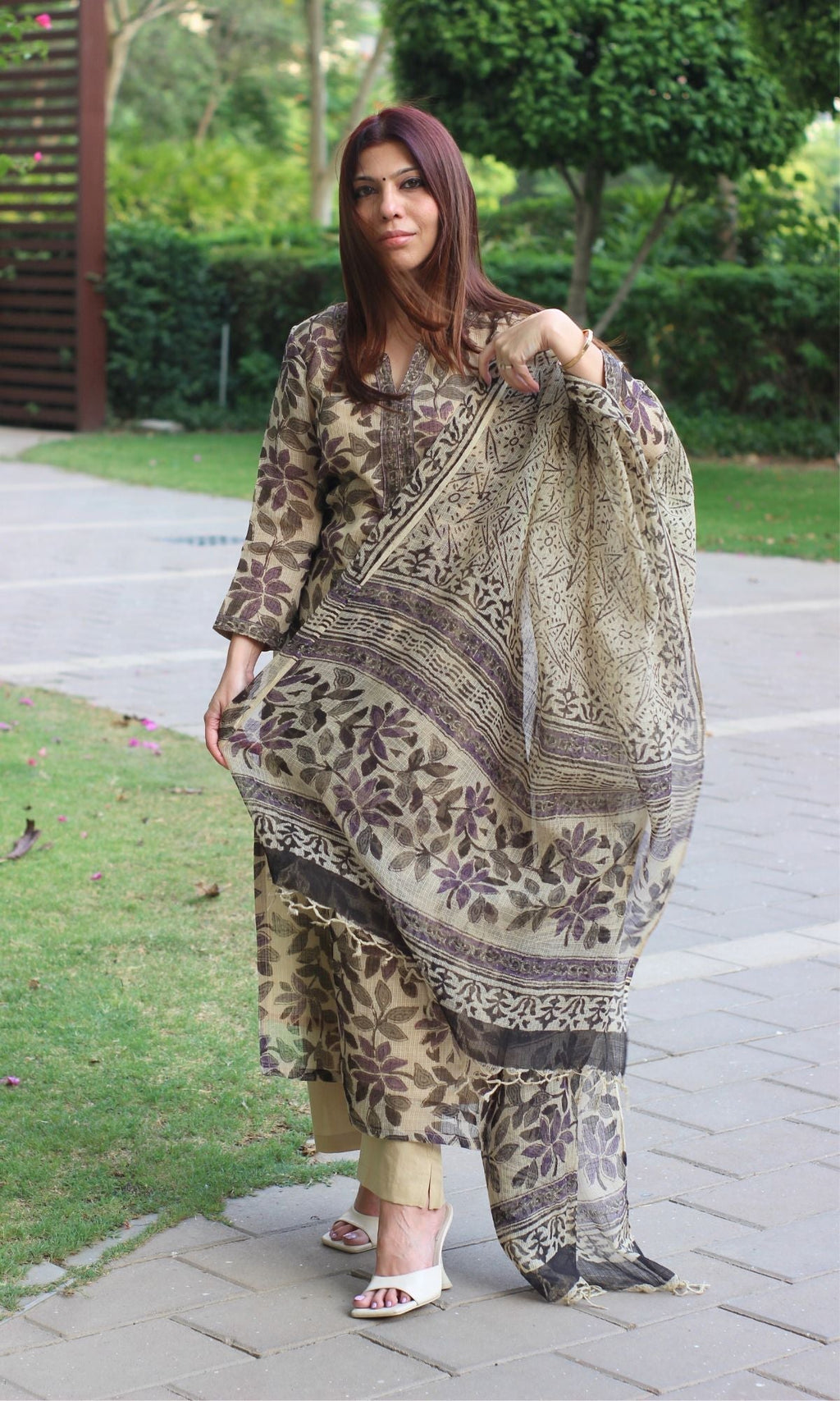 Kota Doria Kalamkari Beige & Purple Kurta and Dupatta with Cotton Pants
