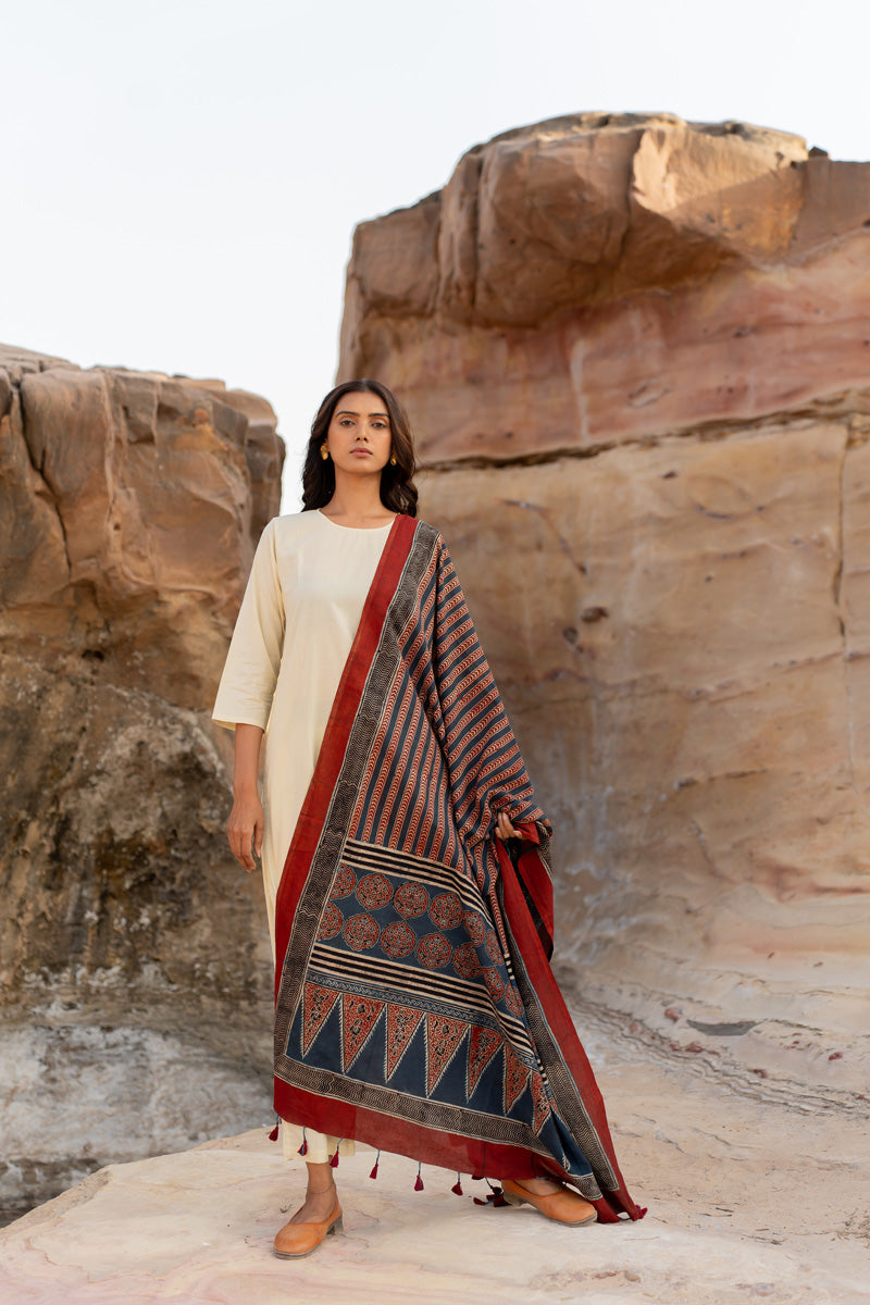 Set of 3 - Kurta, Dupatta & Pants - Swa 07