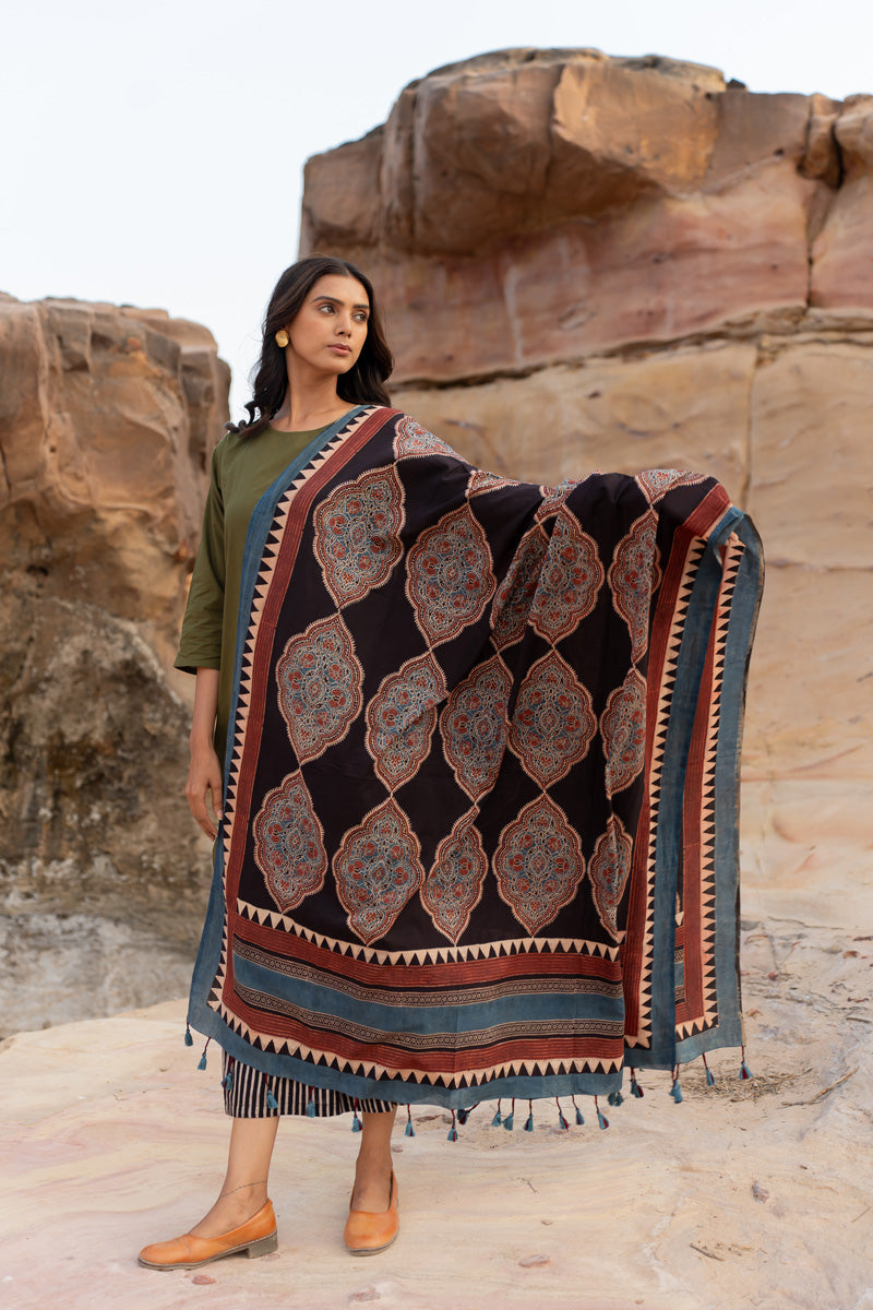 Set of 3 - Kurta, Dupatta & Culotte - Swa 05