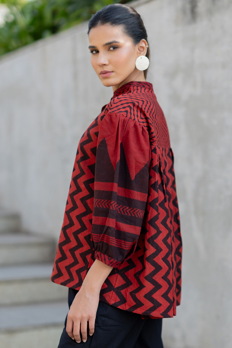 Amlan Top - Chevrons