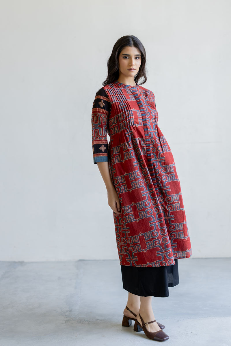 Pintuck Kurta
