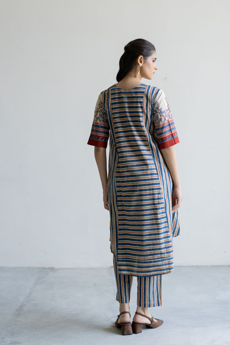V Neck Panelled Kurta - Vaya