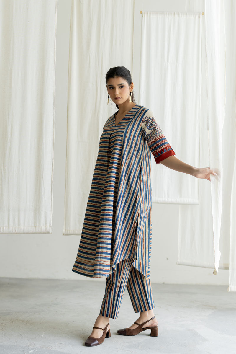V Neck Panelled Kurta - Vaya