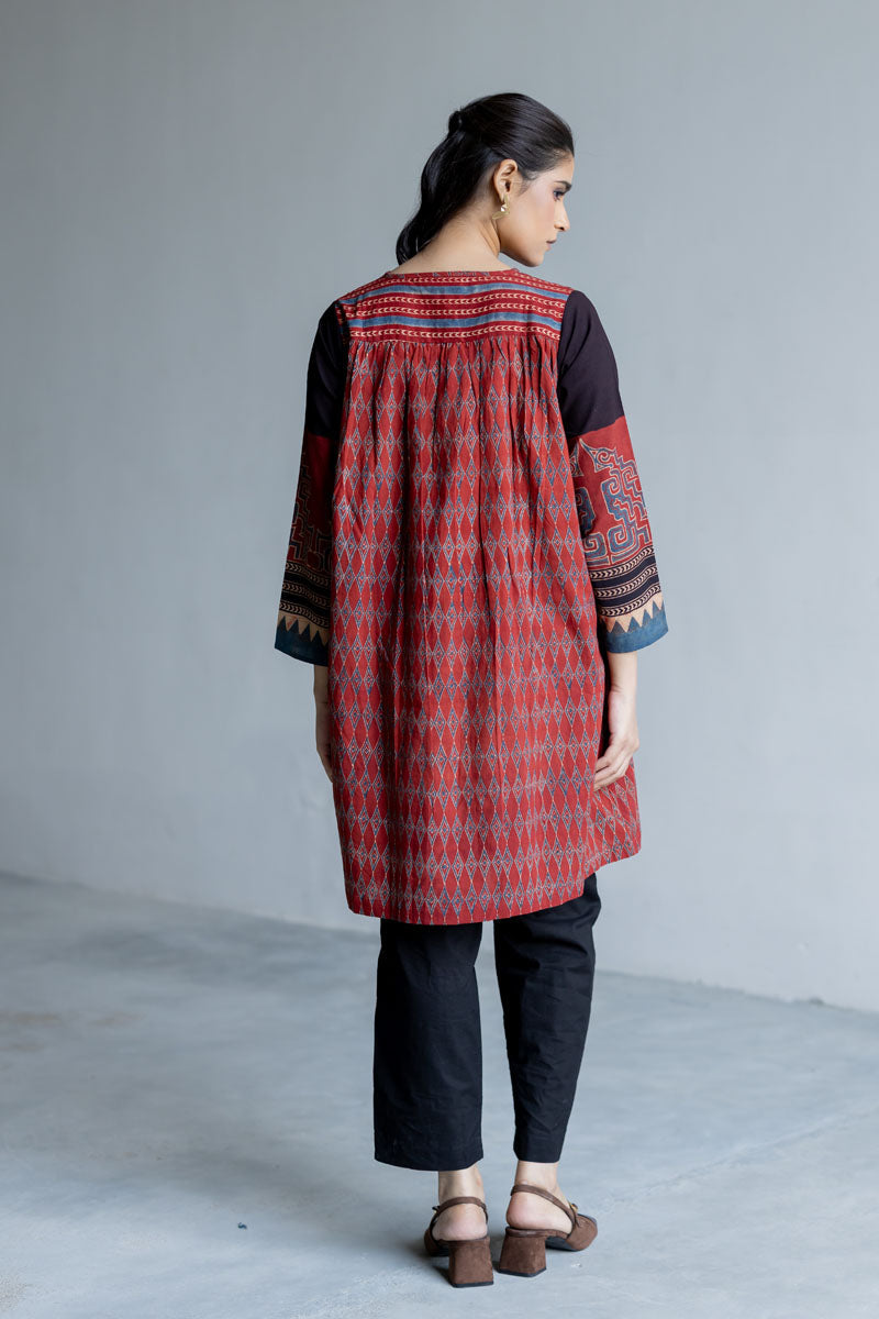 Short Pintuck Kurta - Ela