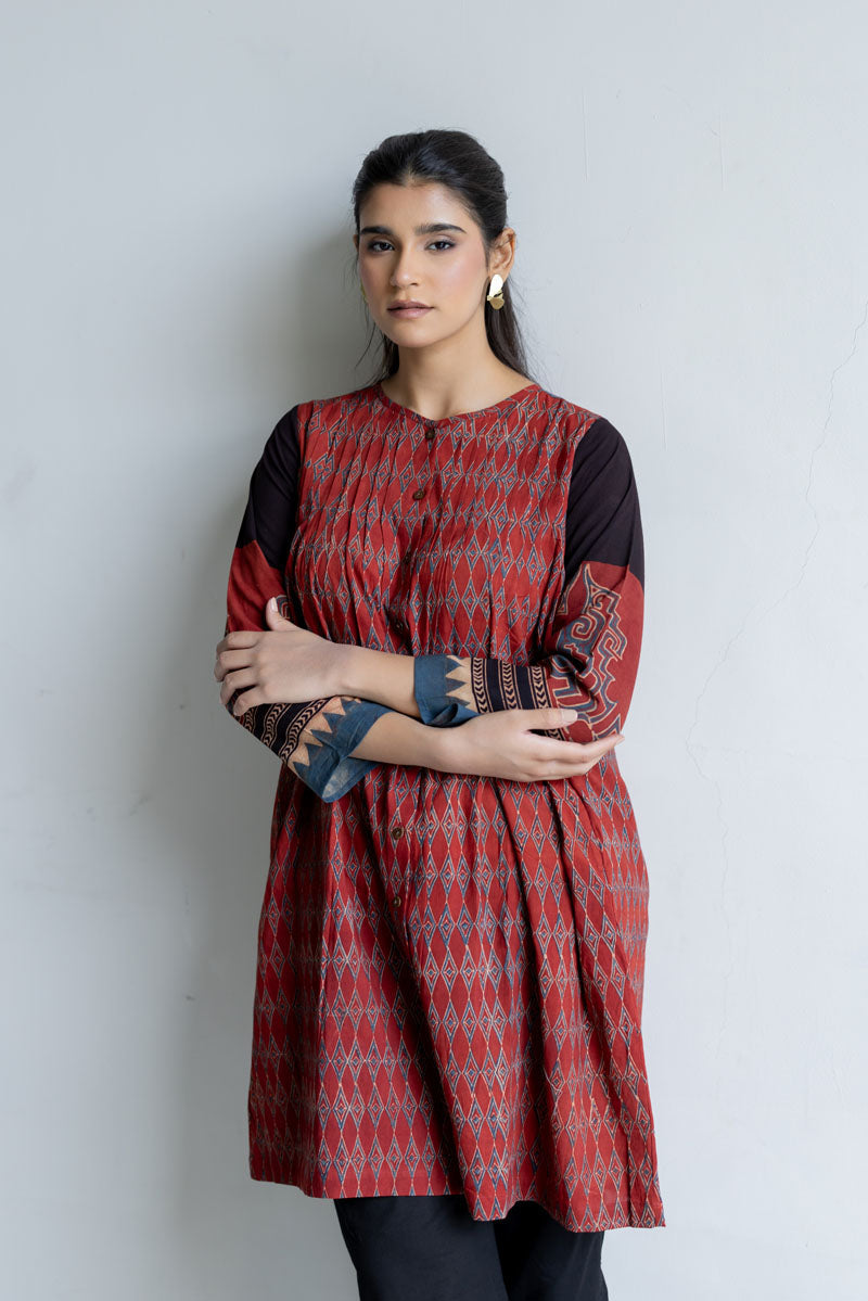 Short Pintuck Kurta - Ela