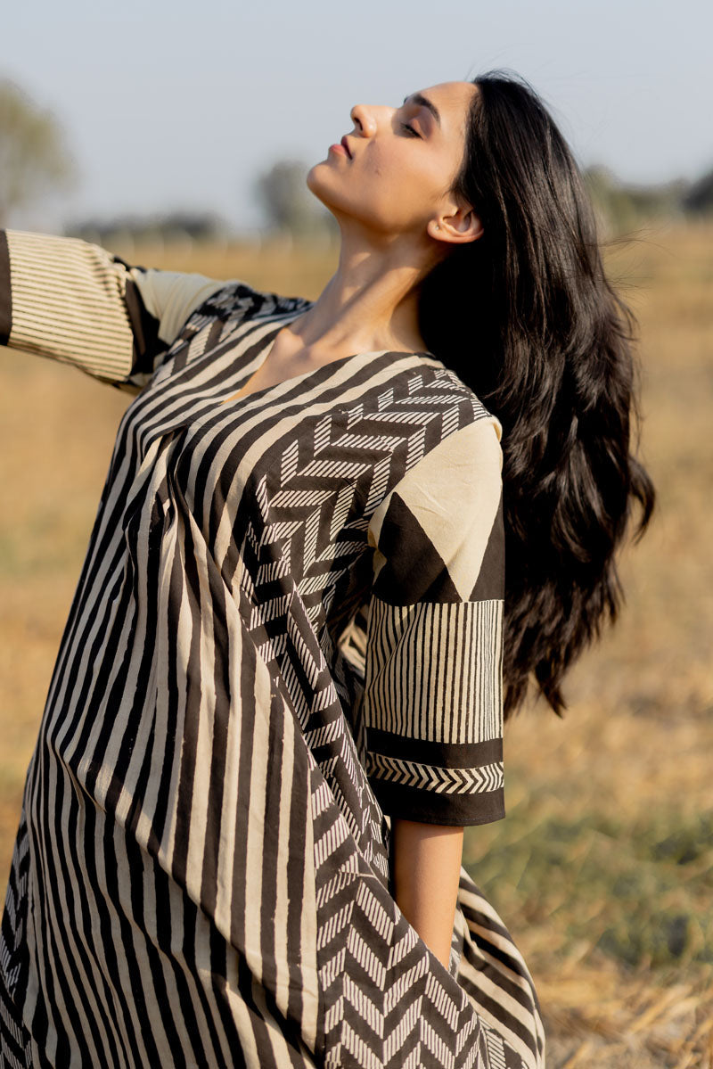 V Neck Panelled Kurta