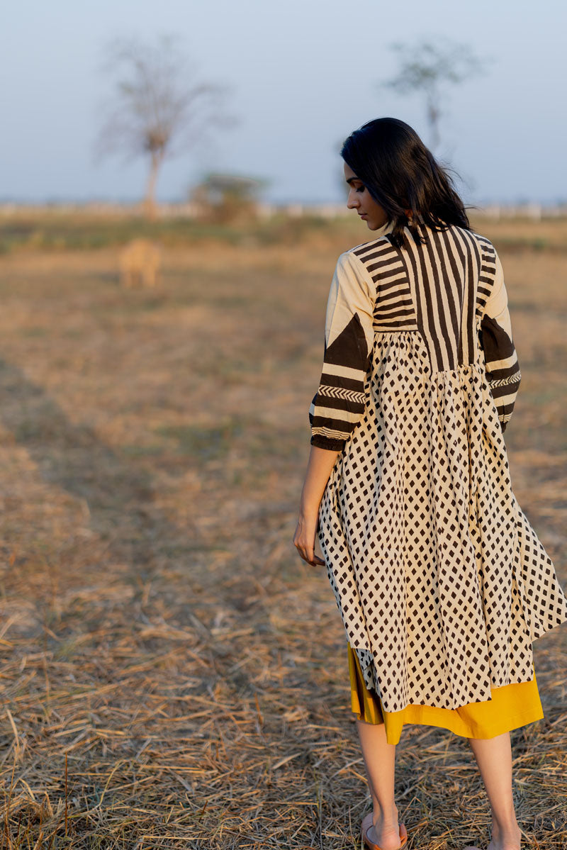 Side Pleat Kurta