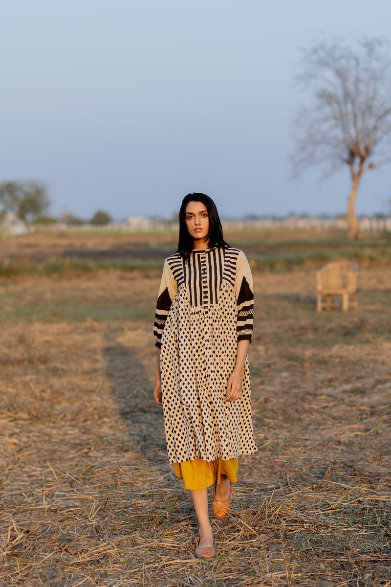Side Pleat Kurta