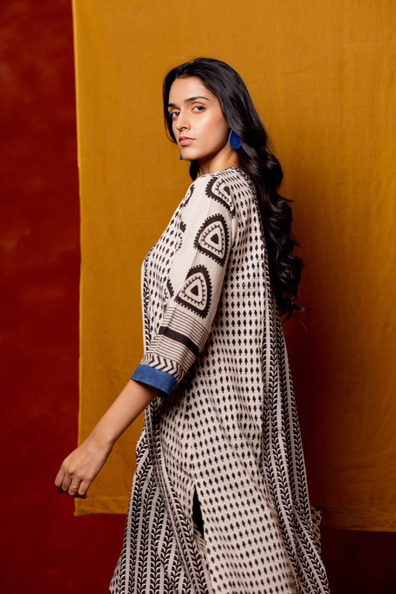 V Neck Panelled Kurta - Nami