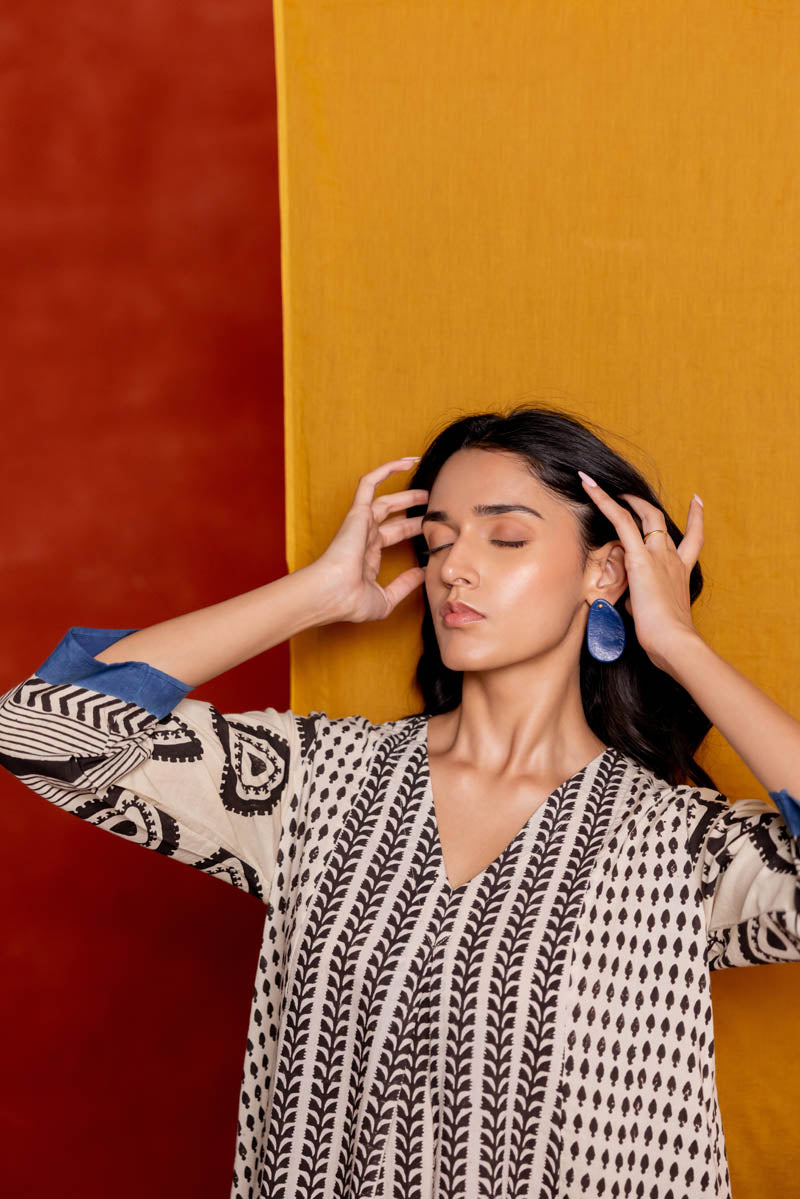 V Neck Panelled Kurta - Nami