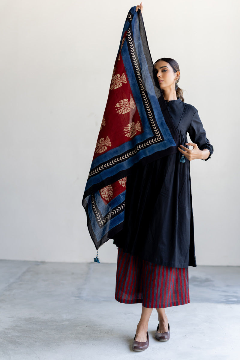 Set of 3 - Kurta, Culotte & Scarf - Nira 09