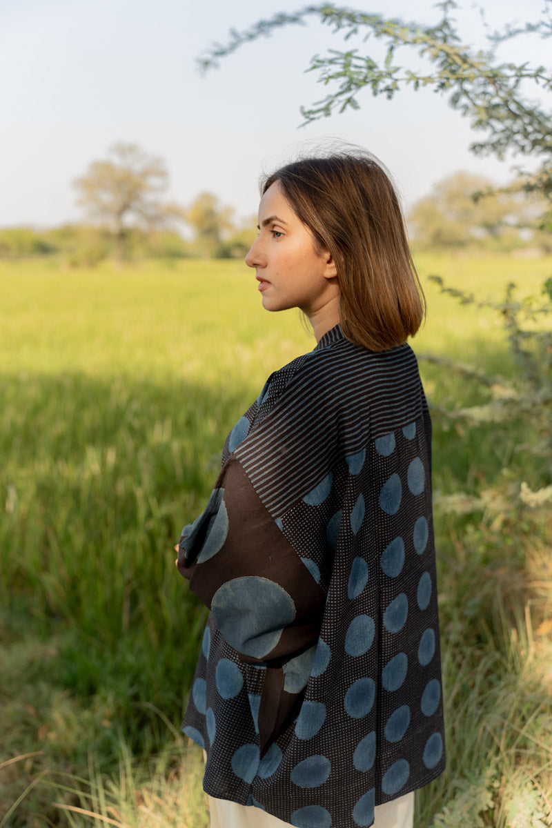 Freesize Anti-fit Top - Black & Indigo Dots