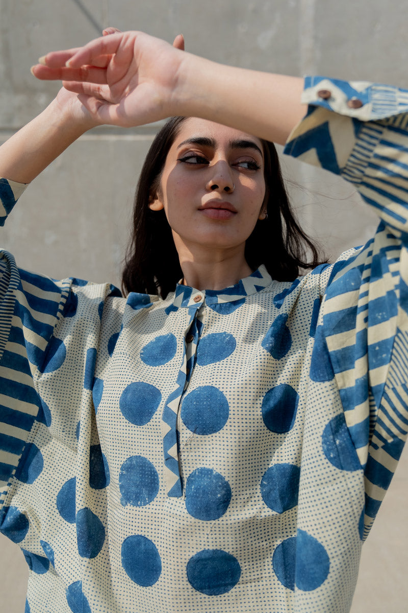 Freesize Anti-fit Top - Indigo Polka