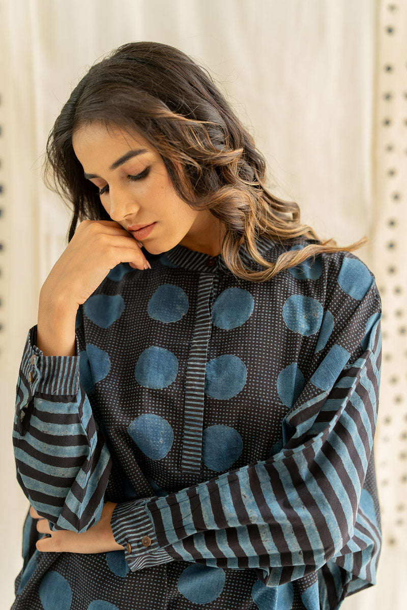 Freesize Anti-fit Top - Black & Indigo Stripes