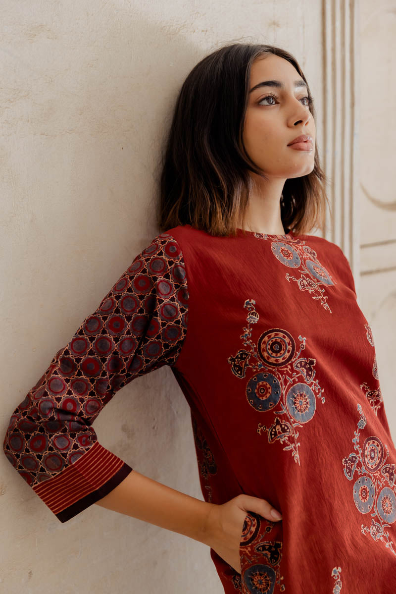 Classic Kurta - Red Zahra