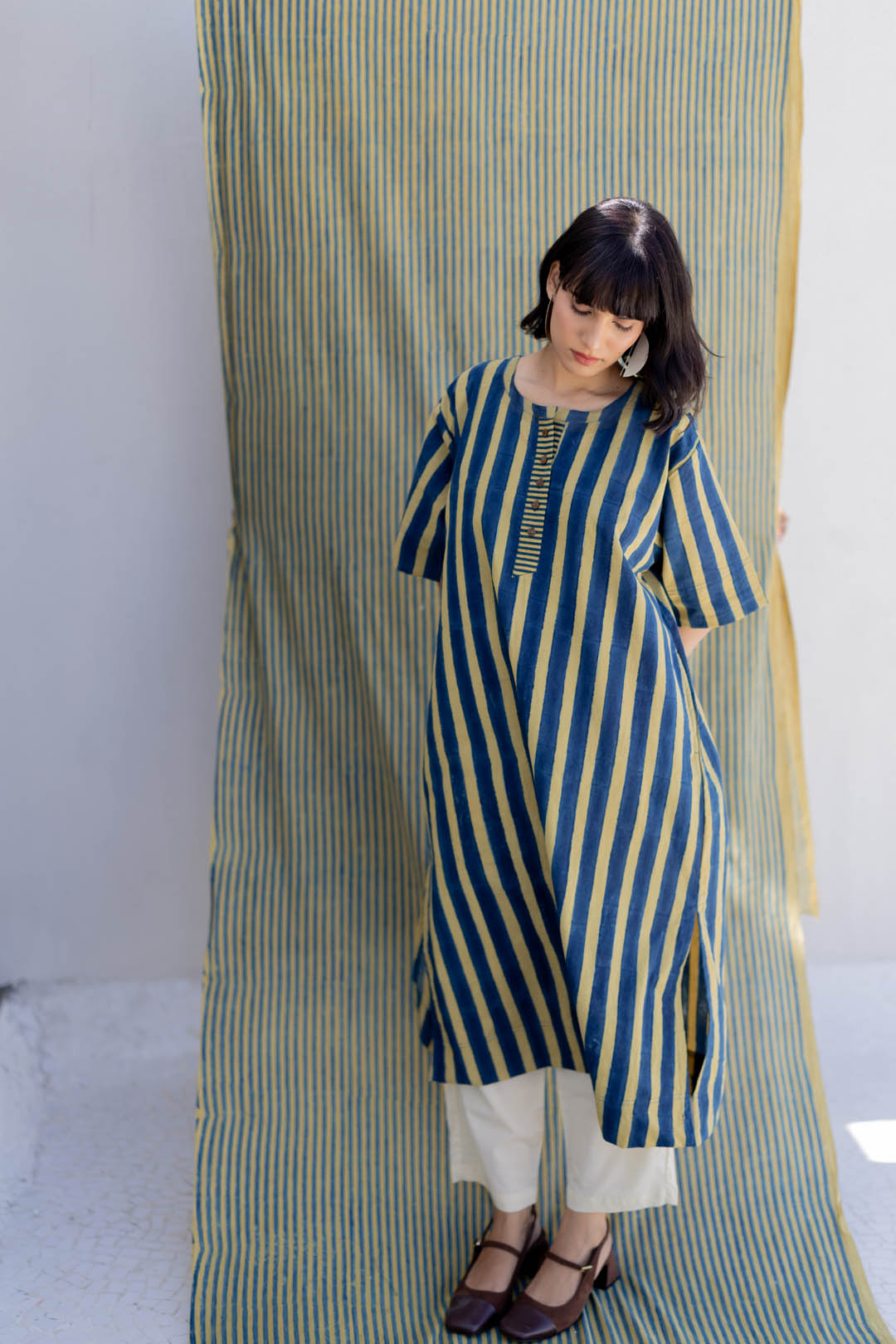 Omi Kurta - Mustard moon