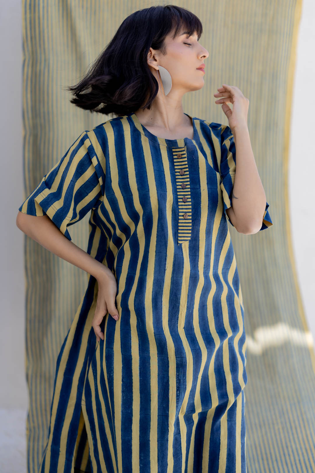 Omi Kurta - Mustard moon
