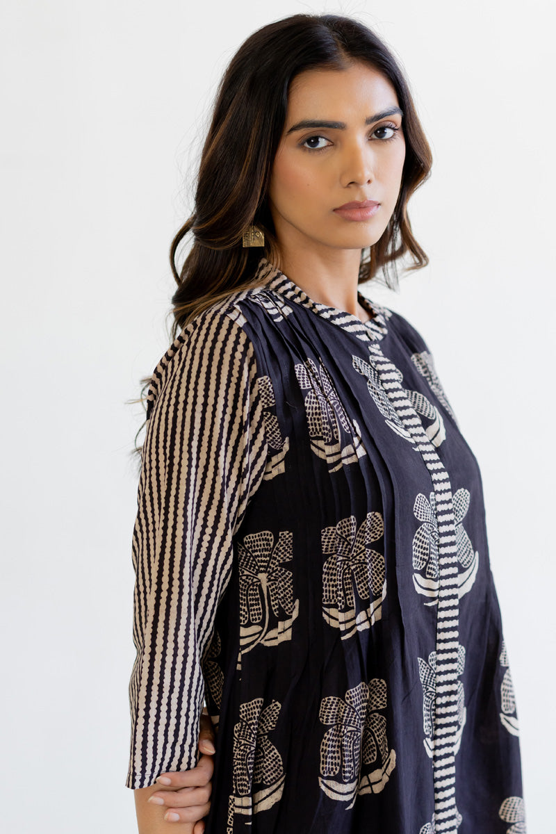Pintuck Kurta - Tira Black
