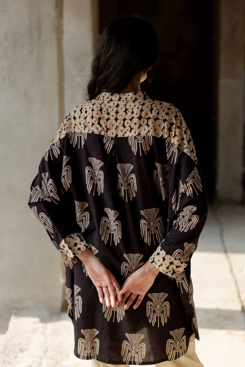 Stay in Tunic - Yana