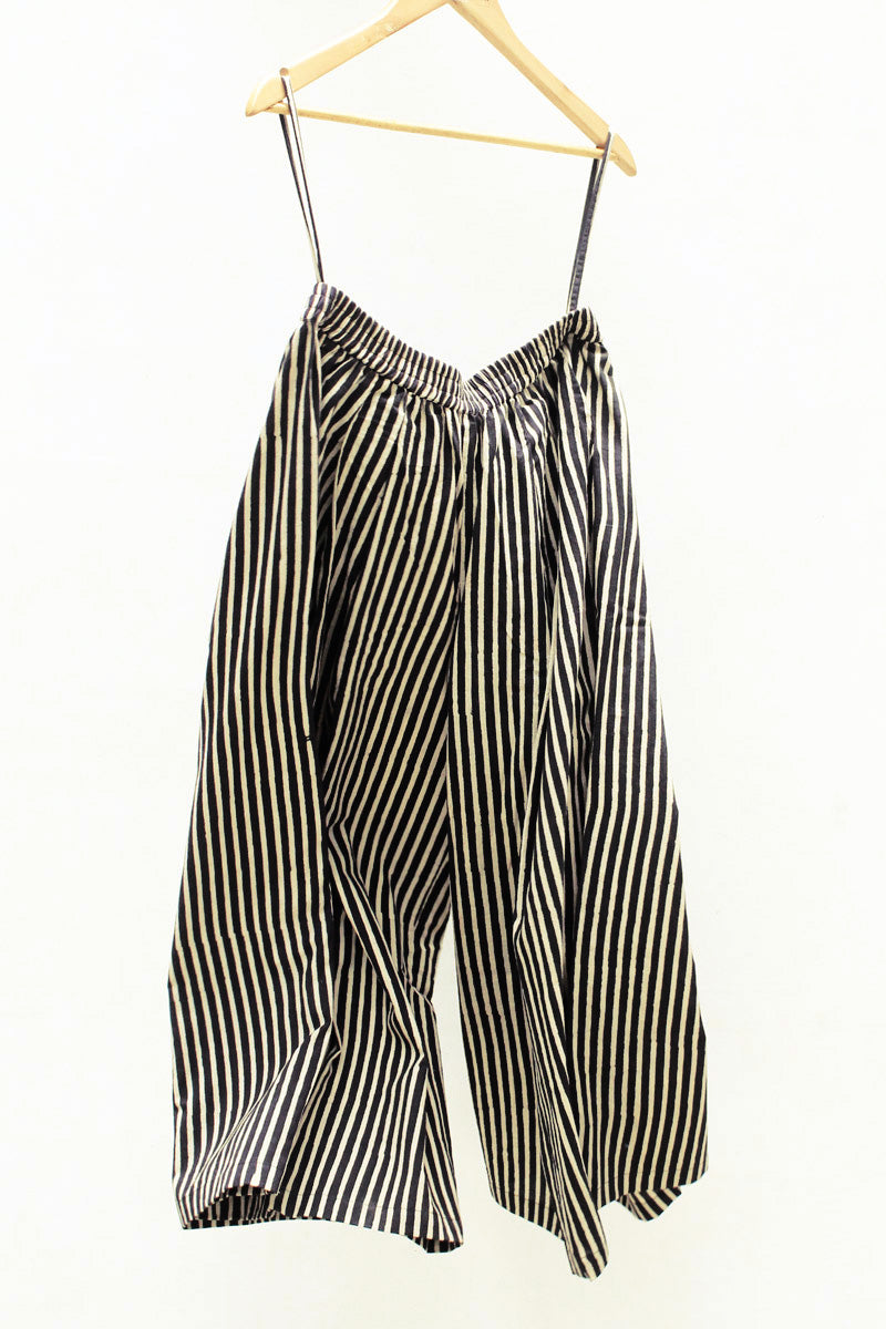 Co-ord Set of 2 - Side Pleat Kurta & Culotte - Black